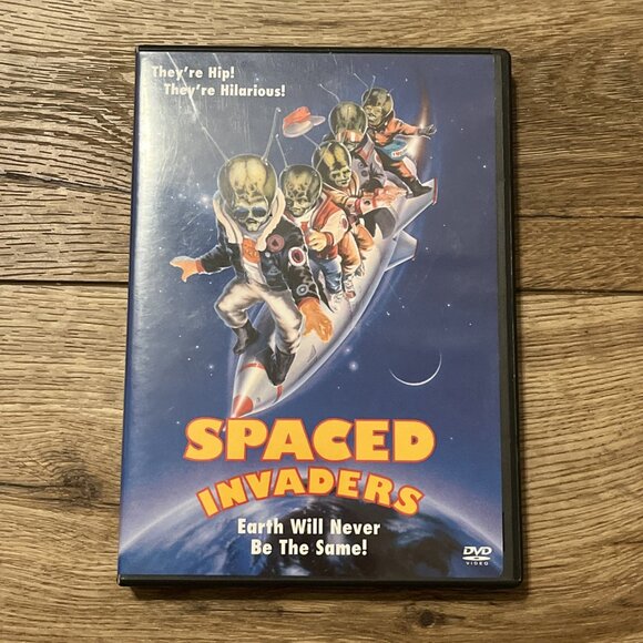 Spaced Invaders (DVD, 1990) Widescreen Sci-fi Comedy Aliens w/ Insert OOP - Picture 1 of 7